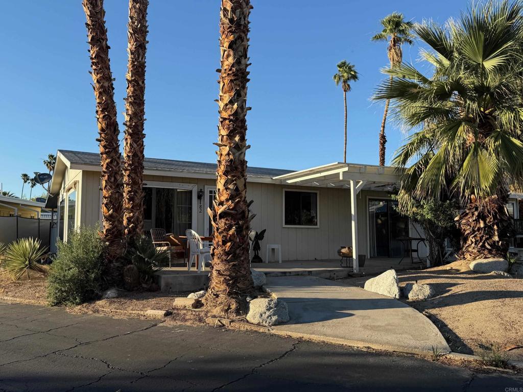 1010 Palm Canyon Drive 82
