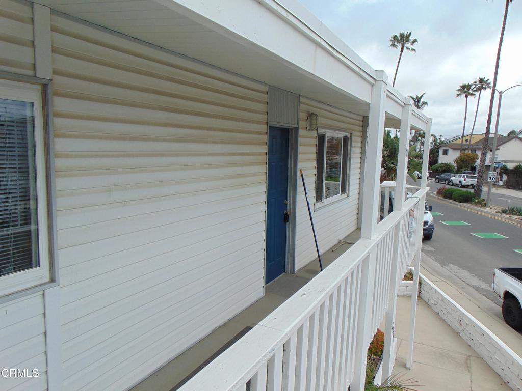 2011 Pierpont Boulevard