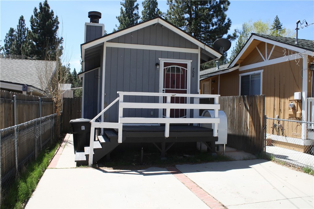 708 W Country Club Boulevard