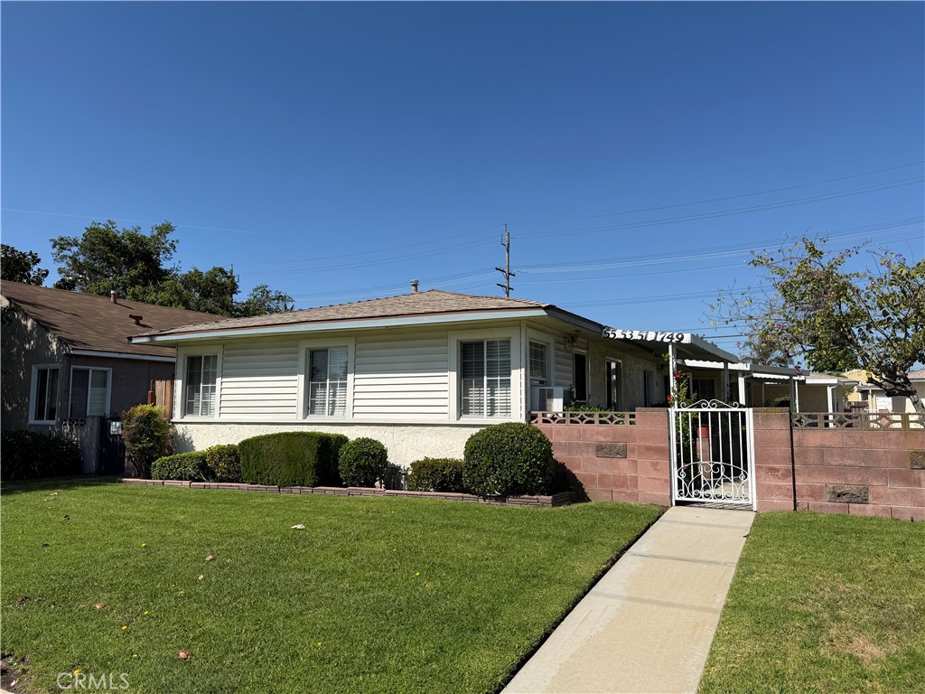 1749 N Hollywood