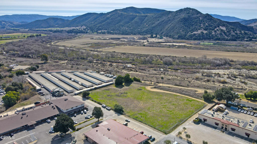 290 E Highway 246