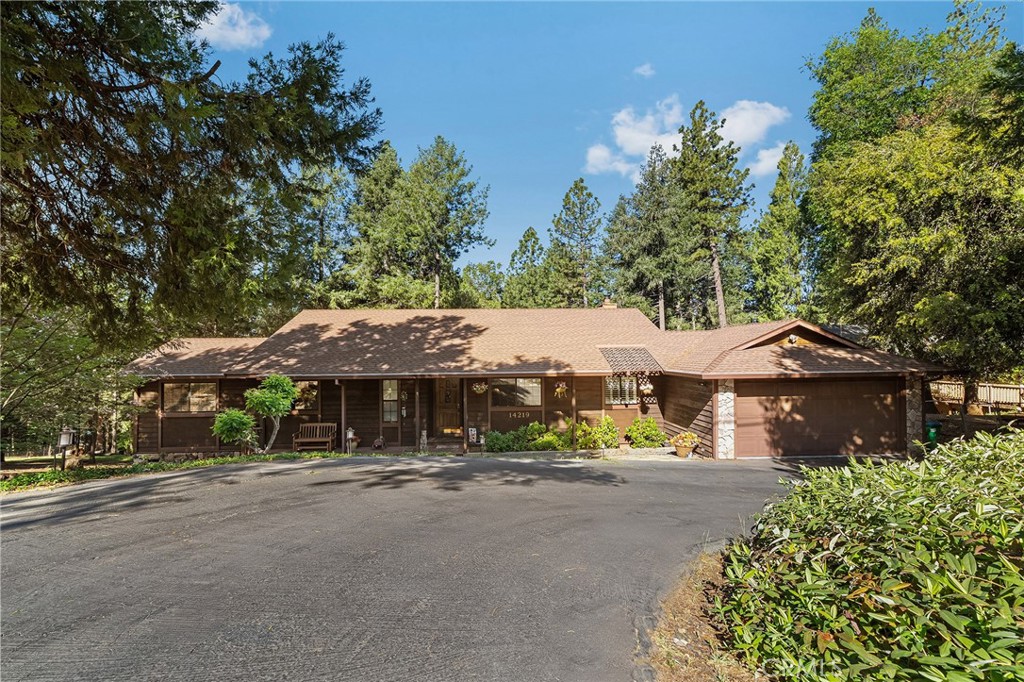 14219 Wycliff