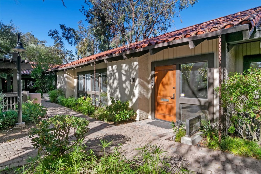 23501 Park Sorrento 211