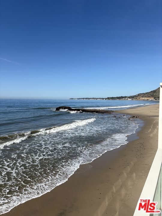 25216 1/2 Malibu Road