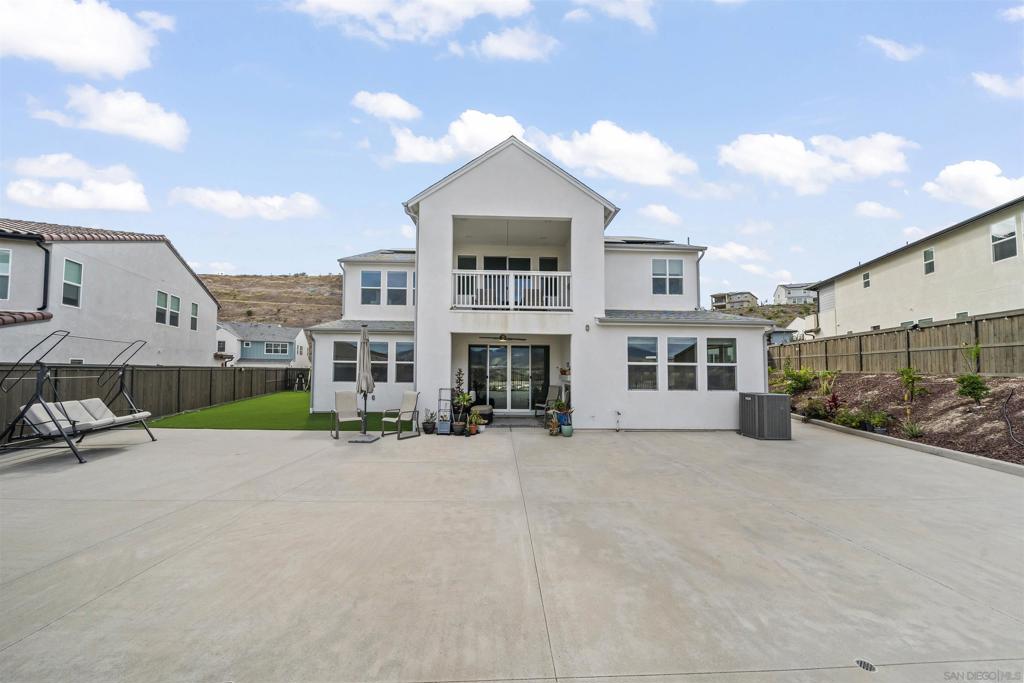 2183 Paseo Levanten