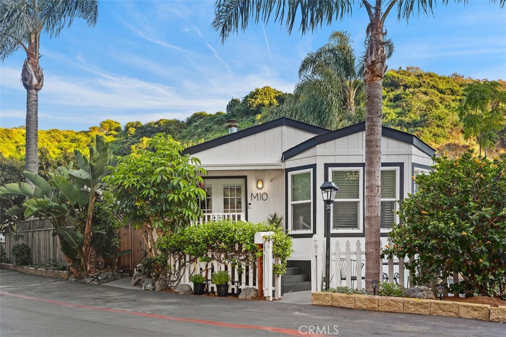 30802 Coast Highway M10