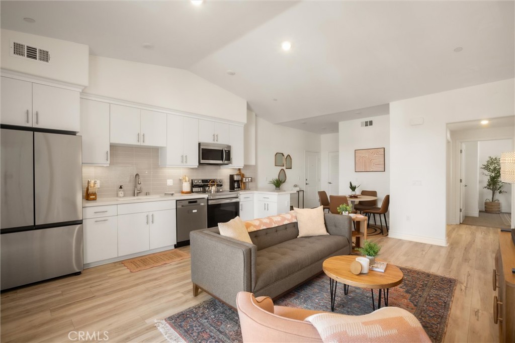 935 Madonna Rd 303