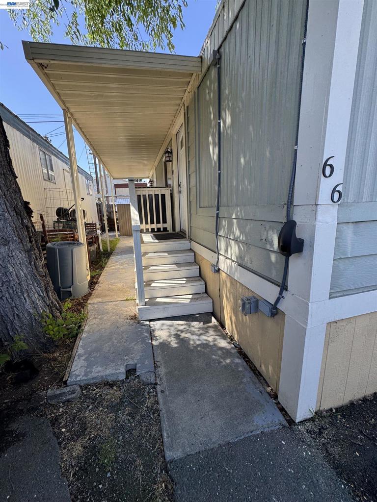 2399 E 14th Street