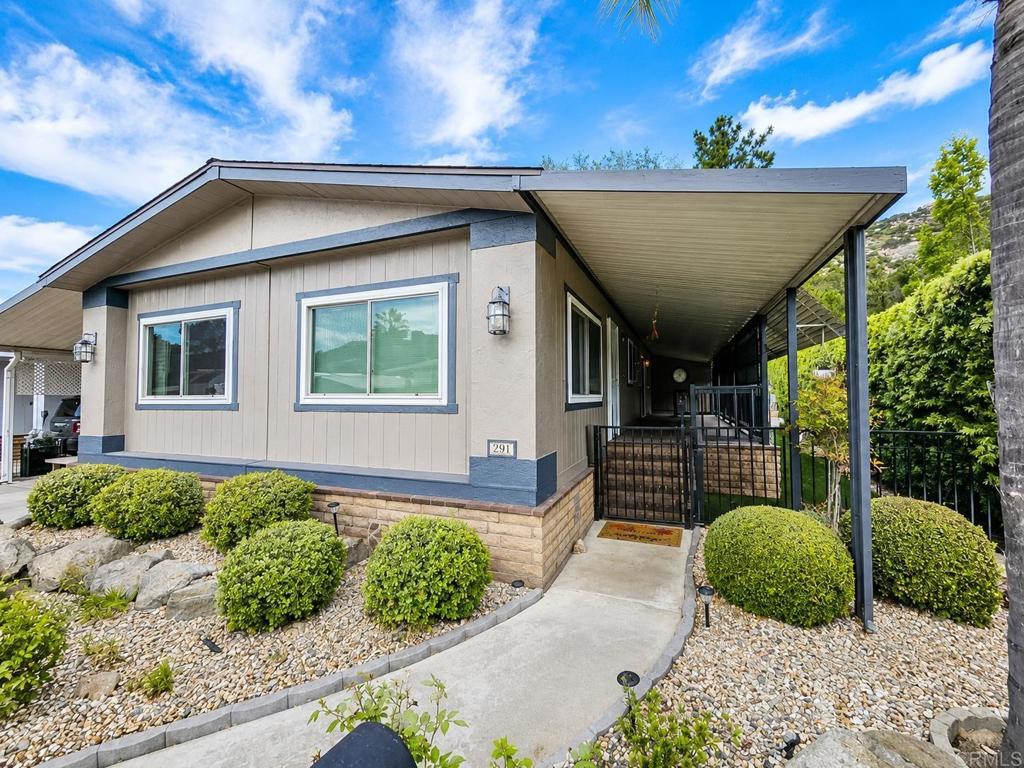 8975 Lawrence Welk Drive 291