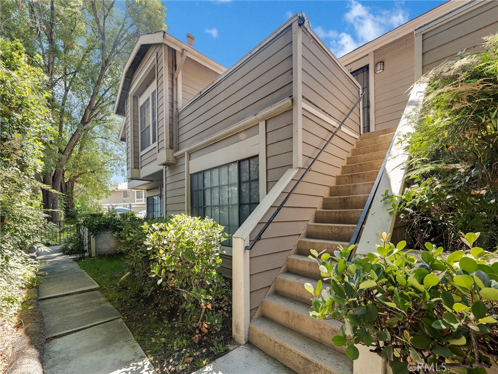 11350 Foothill Boulevard 15