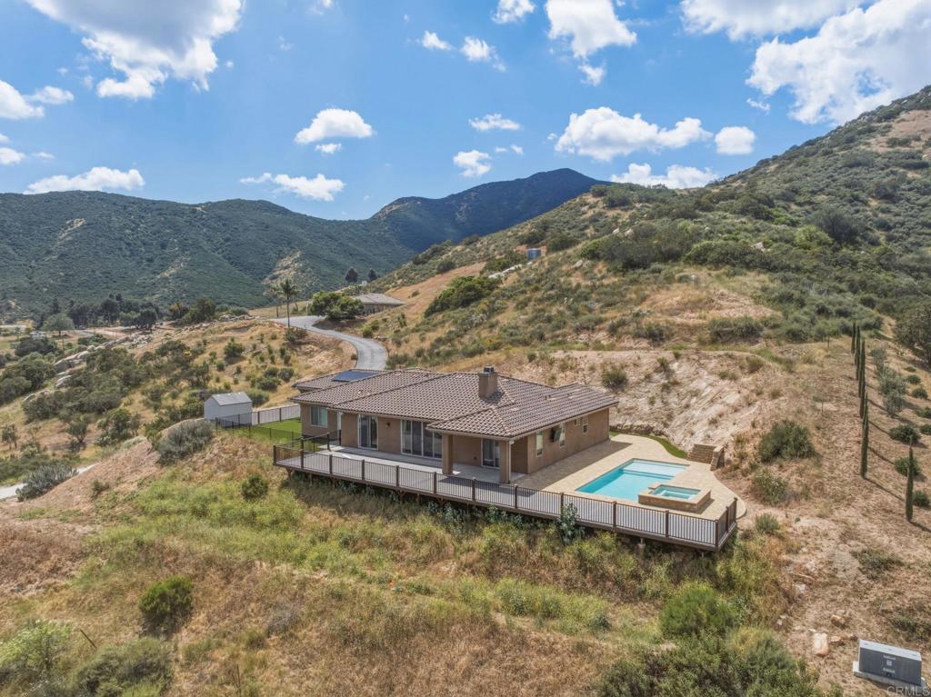 1910 Harbison Canyon Rd