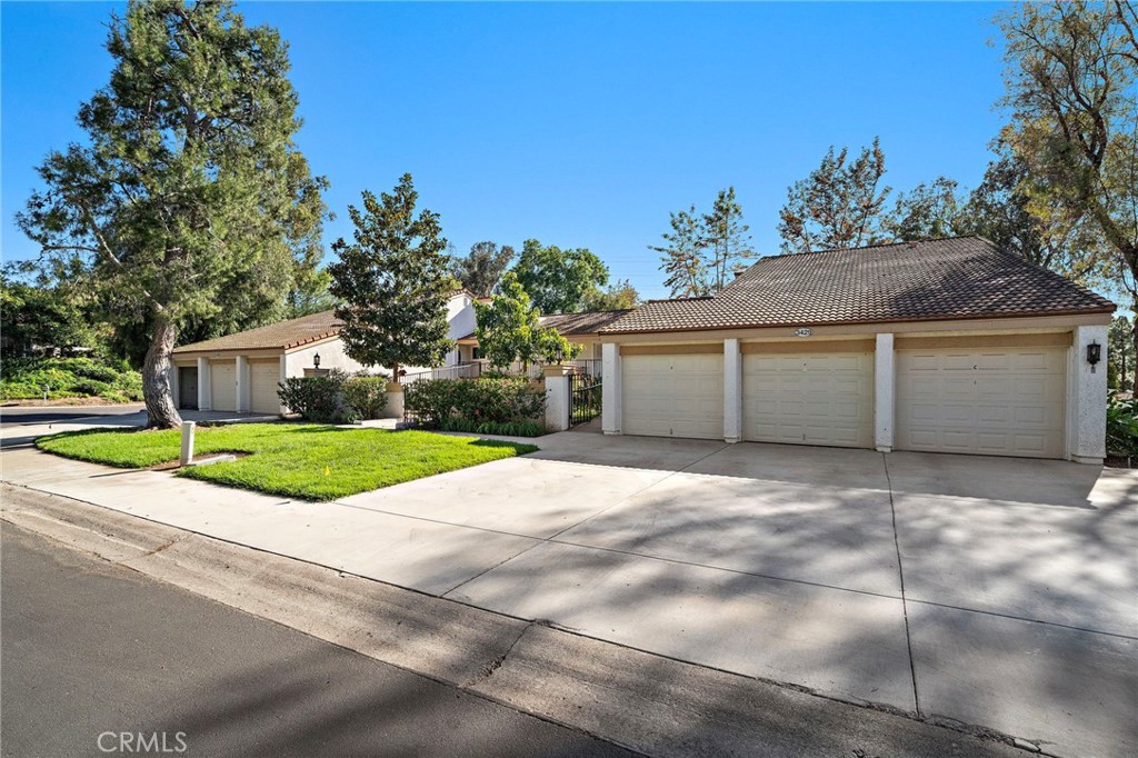 3429 Bahia Blanca W N