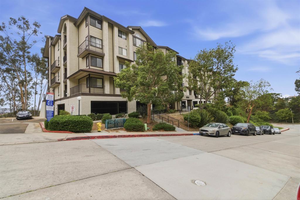 3980 Faircross Place 24