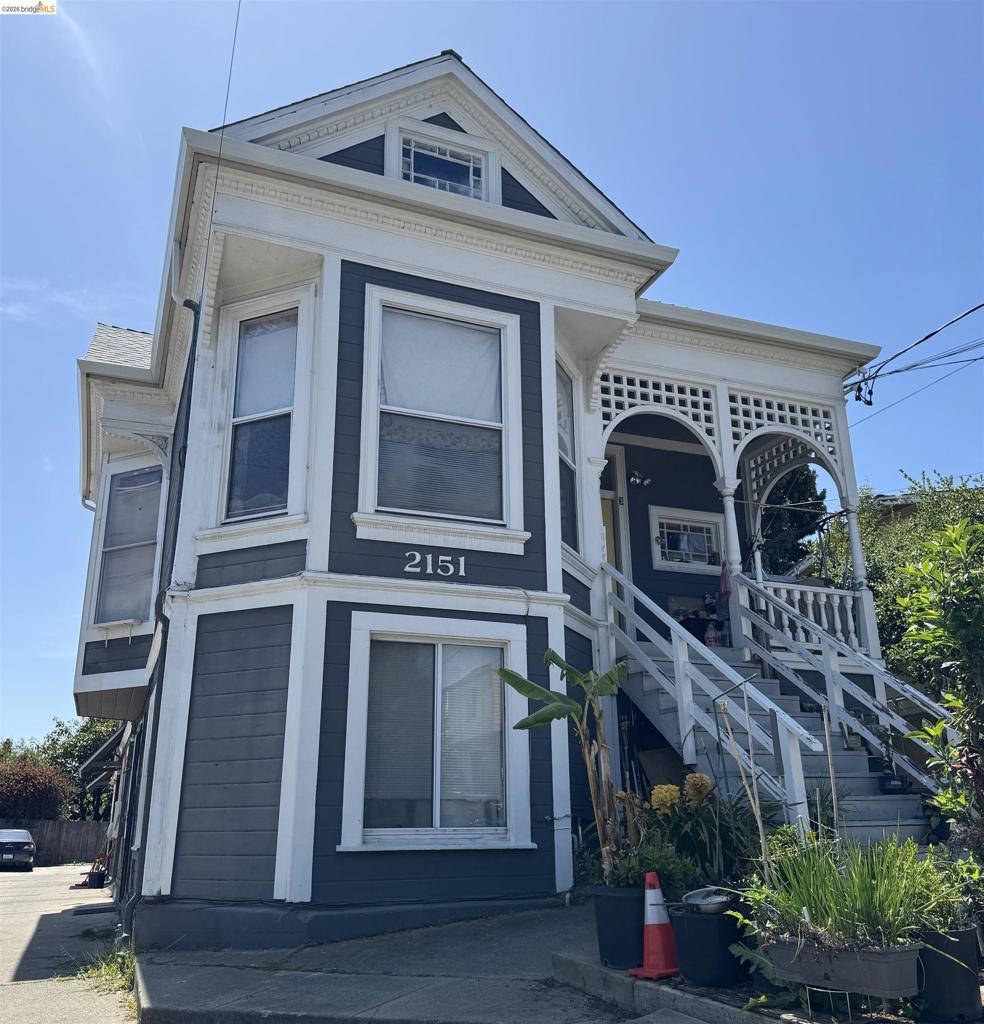2151 E 24th Street