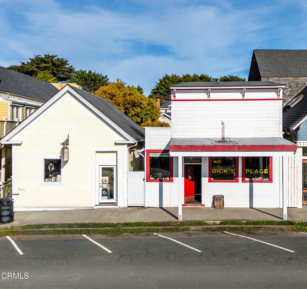 45070 Main Street