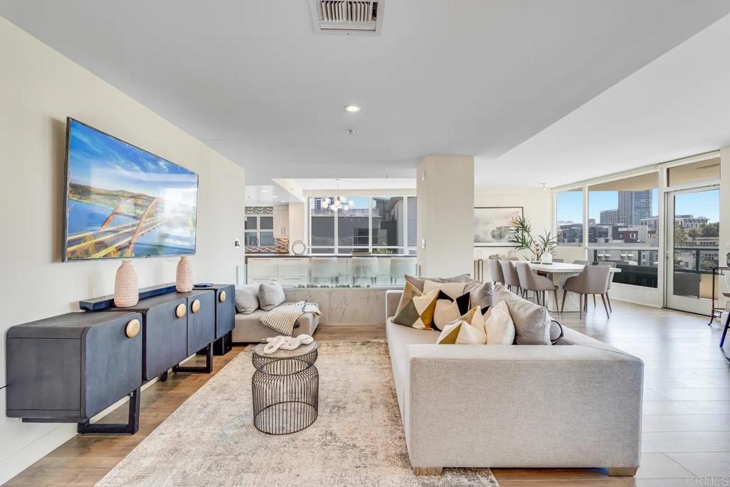 510 1st Ave 402