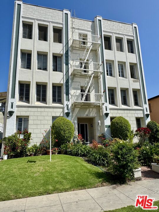 218 S Tower Drive
