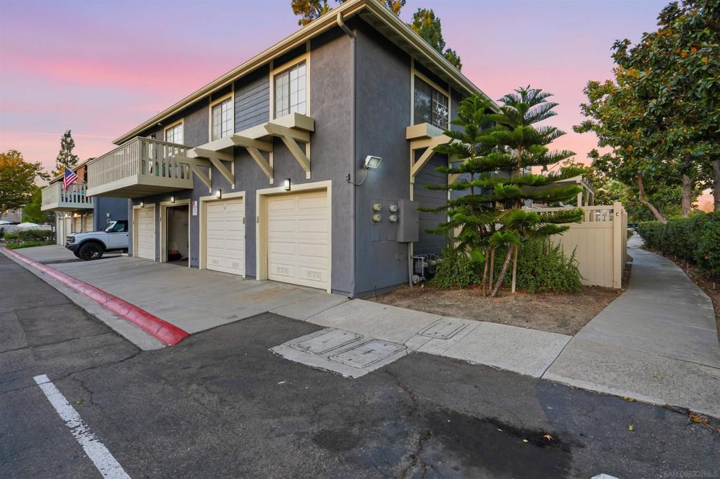 8837 Tamberly C