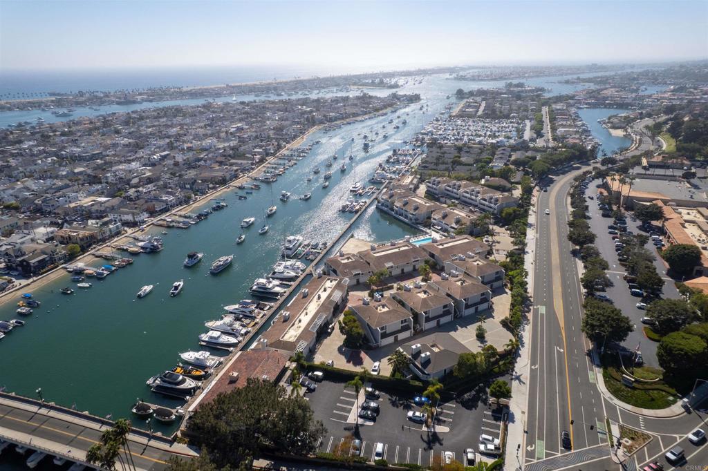 1022 Bayside 510