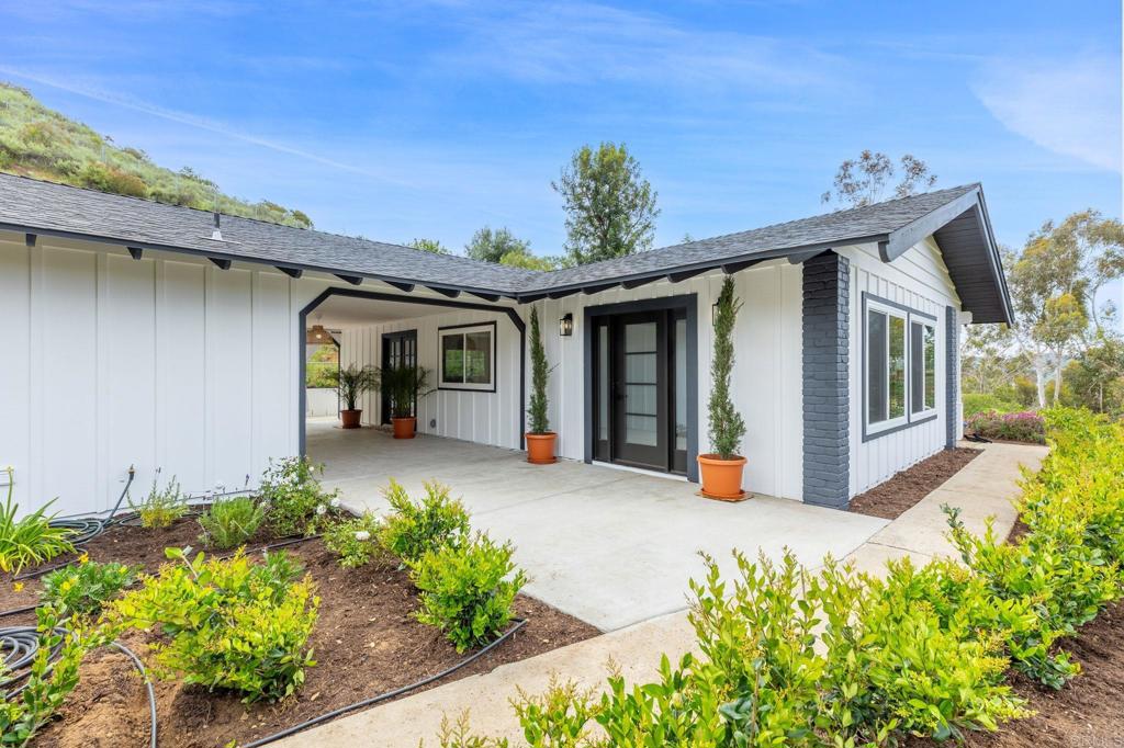 3346 Laurashawn Lane
