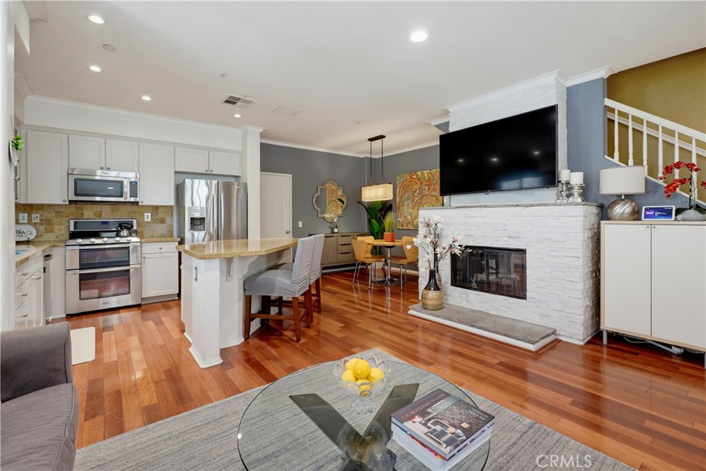 17 Quartz Lane