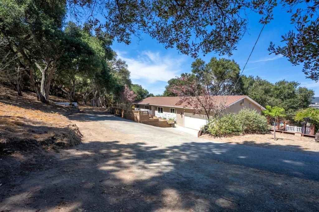 1175 Marilyn Lane