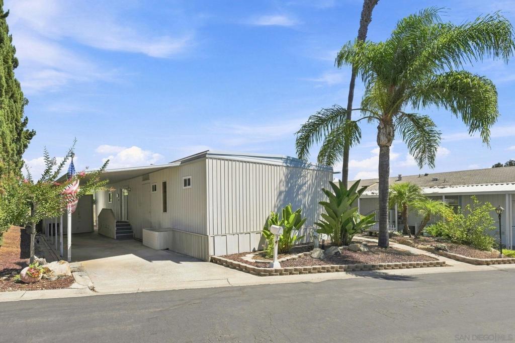 1145 E Barham SPC 3