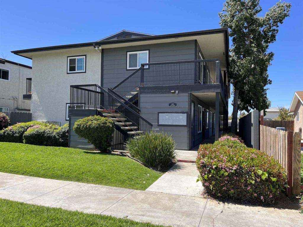 120 5th Ave D