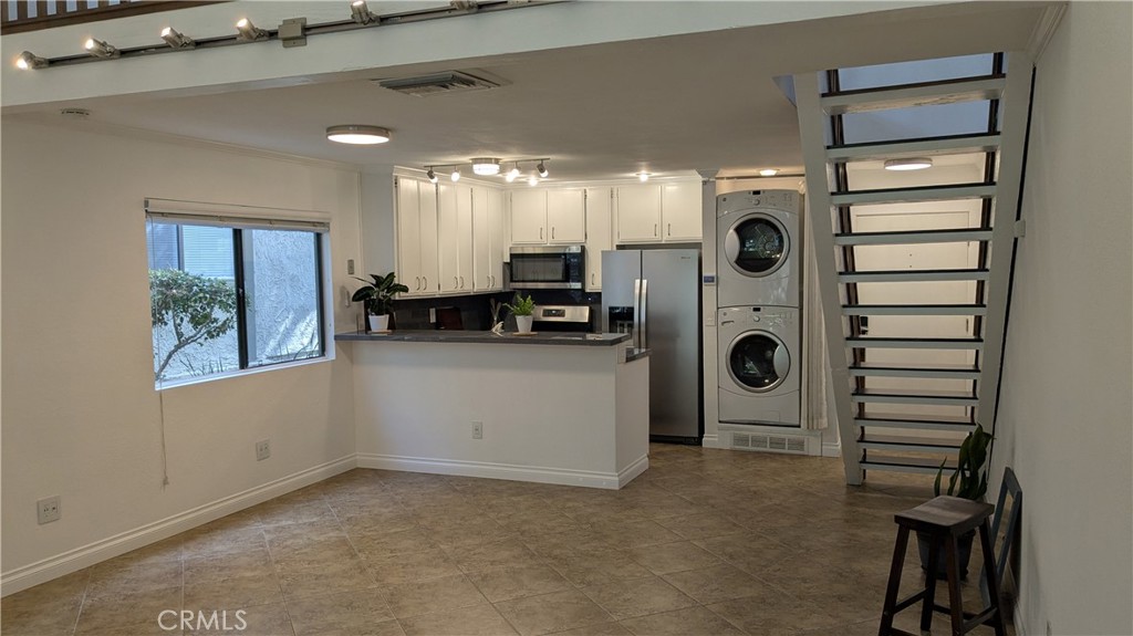 4900 E Chapman 48