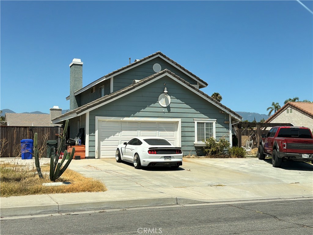 1222 W Cimarron