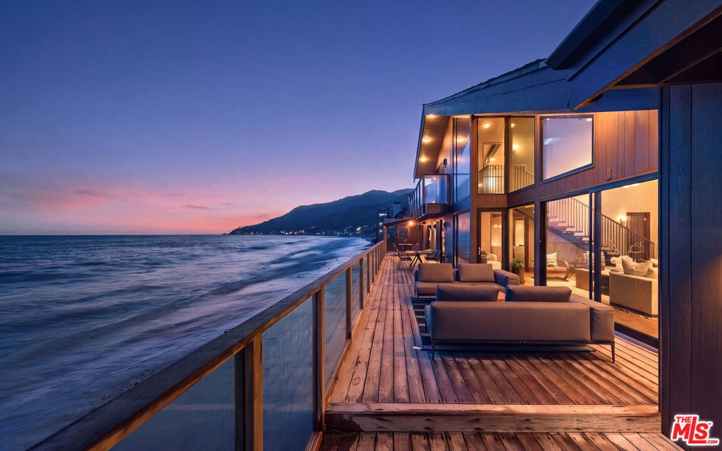 18824 Topanga Beach Drive