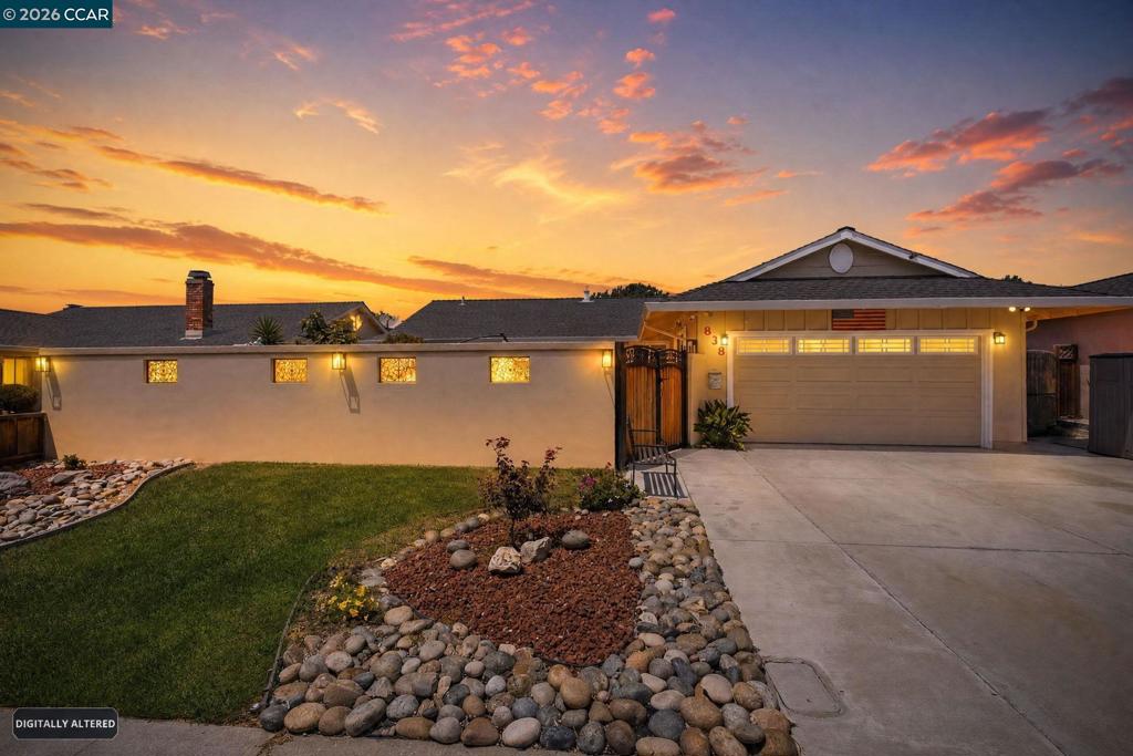 838 Cherokee Dr