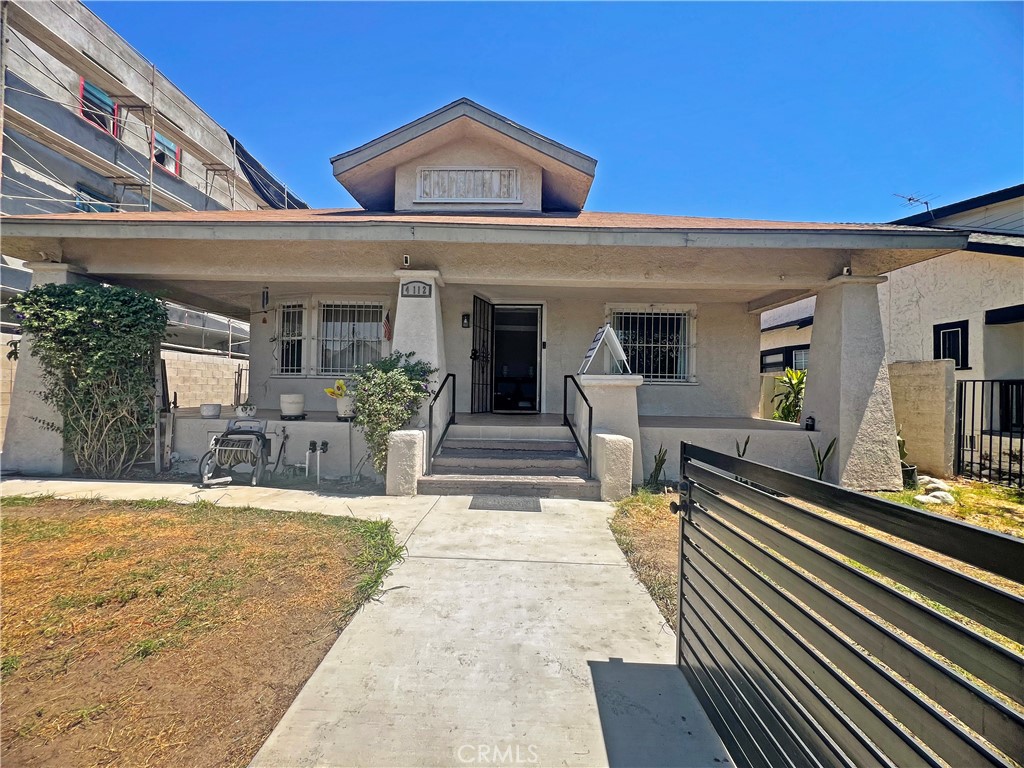 4112 S Budlong Avenue