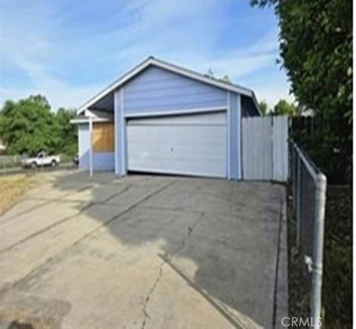 2505 Claridge