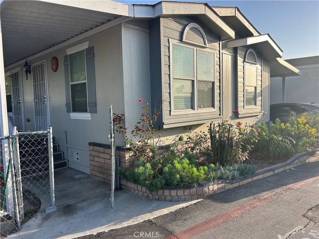 250 N Linden