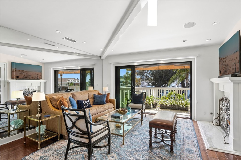 1030 Bayside Cove 702