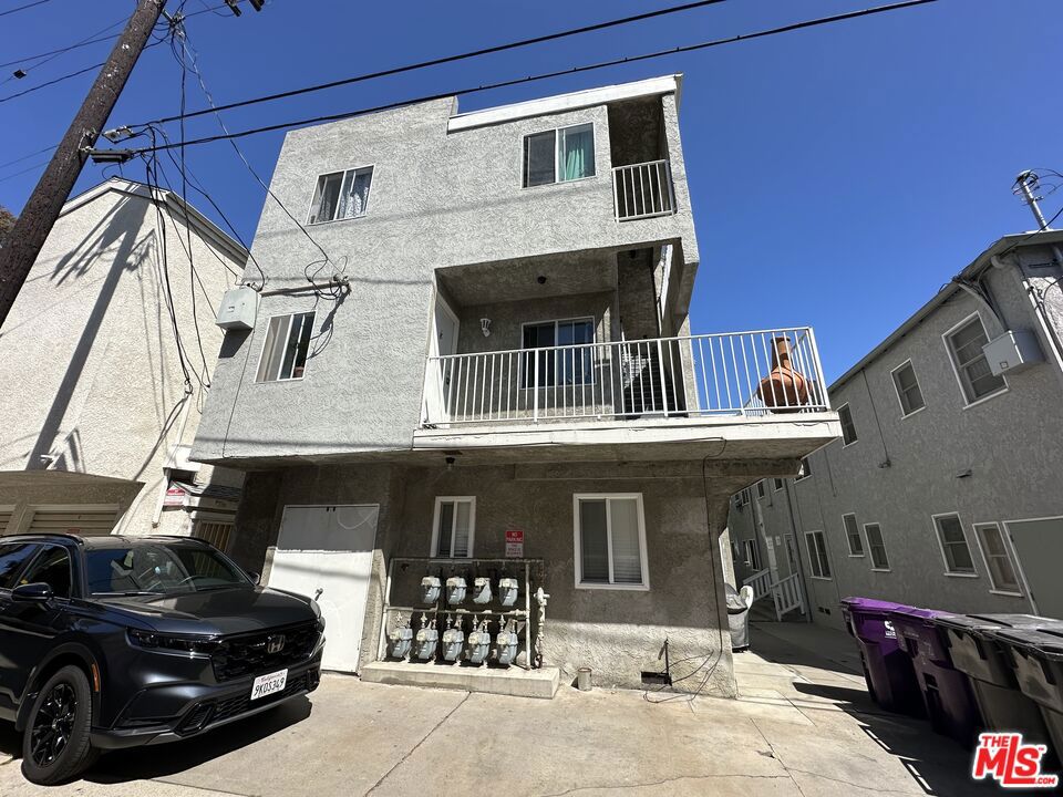 105 Roswell Avenue