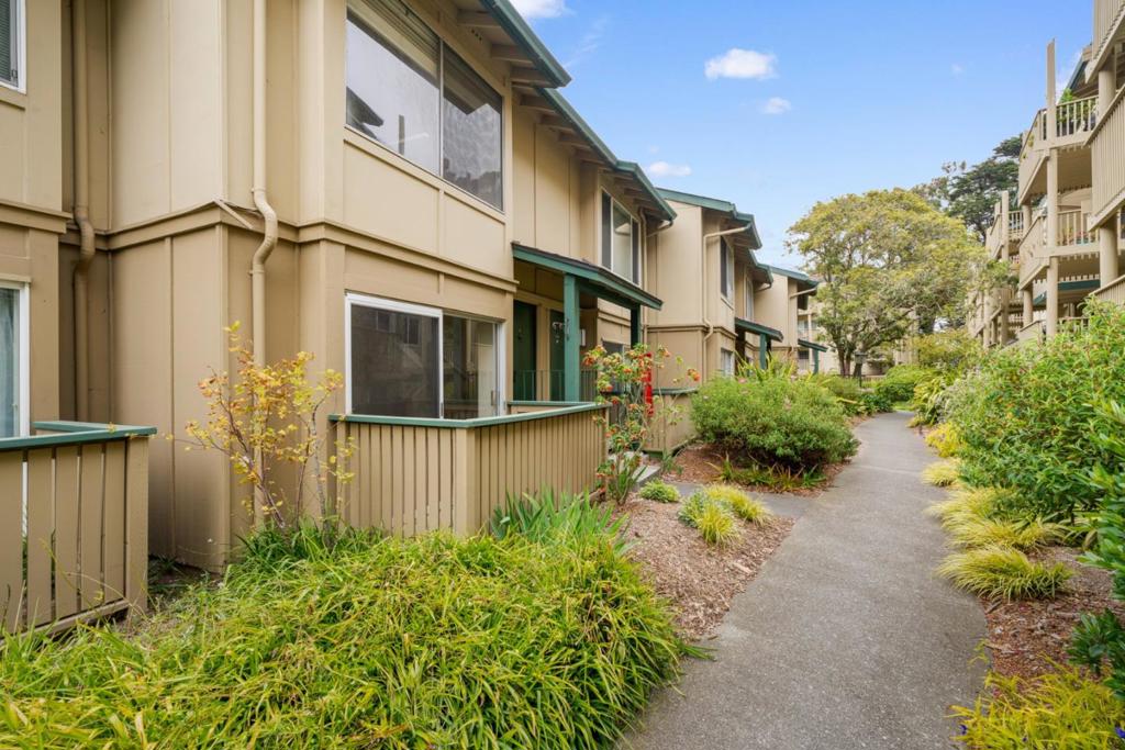 385 Mandarin Drive 11
