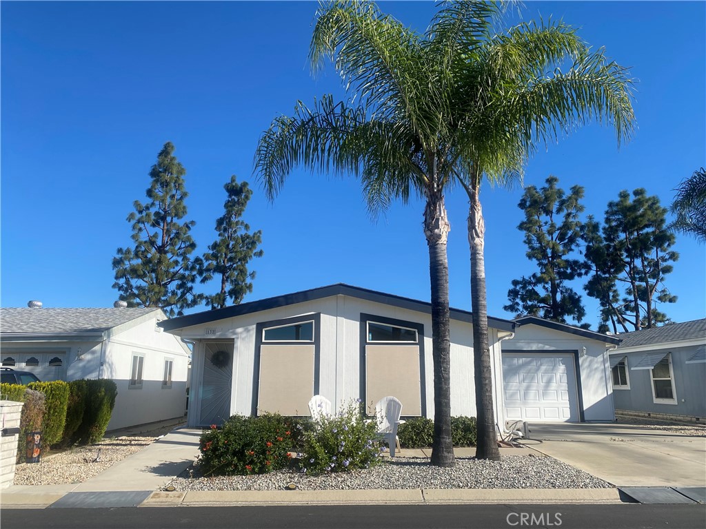 1250 N Kirby Street 132