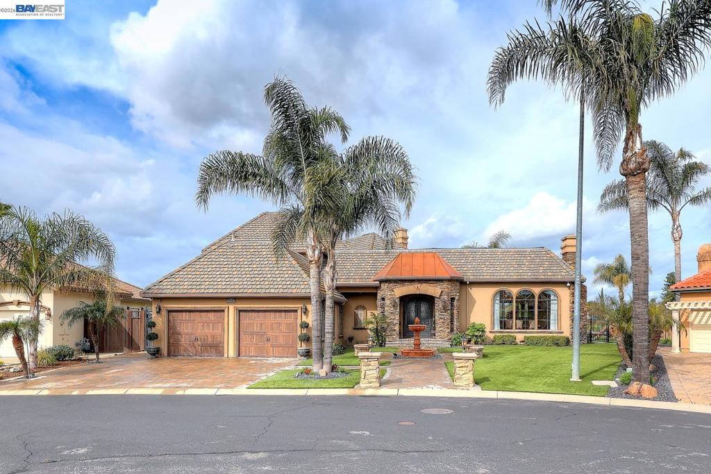 1310 Hampton Ct