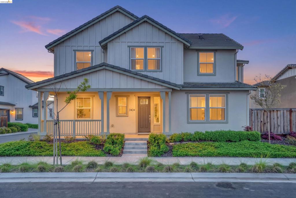 2404 Indigo Dr
