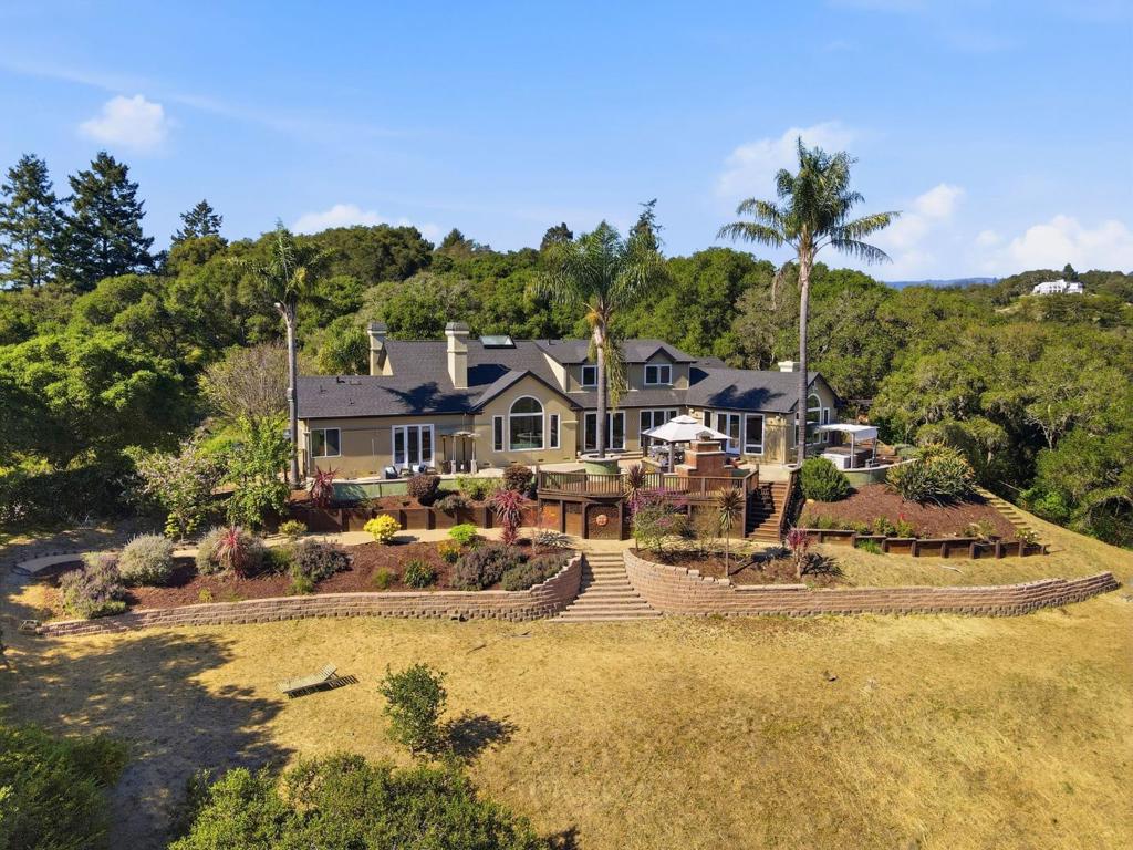 380 Mockingbird Ridge Road