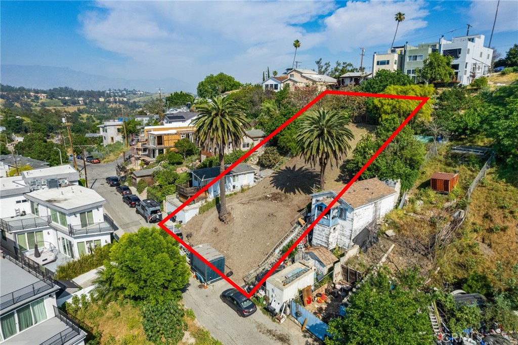 3310 Reynolds Avenue