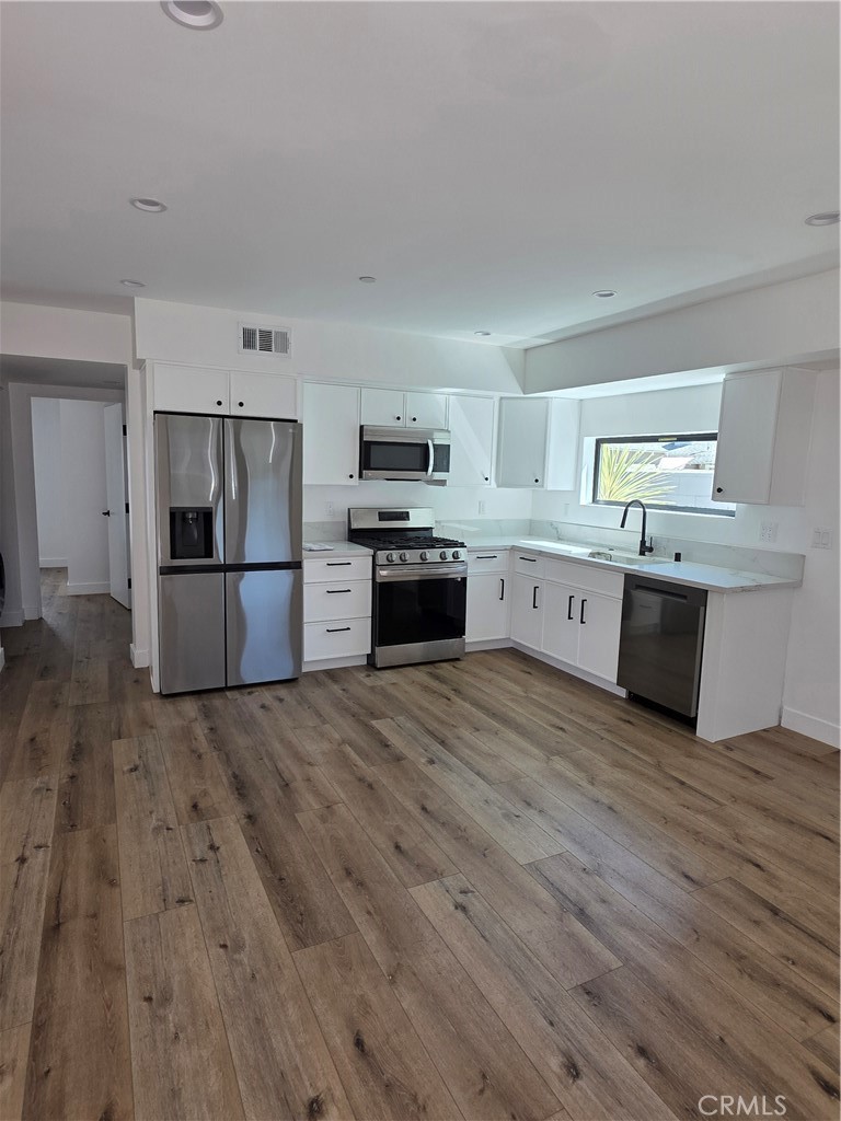 6130 Hazeltine 3