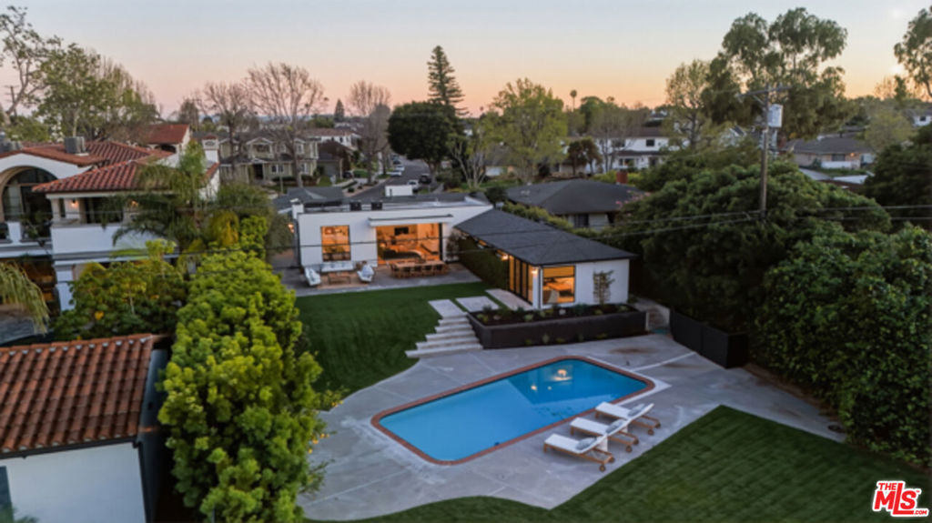 6321 Riggs Place