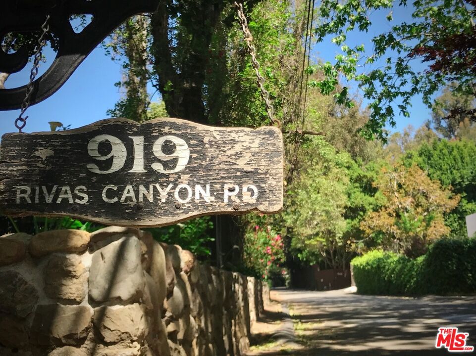 919 Rivas Canyon Road