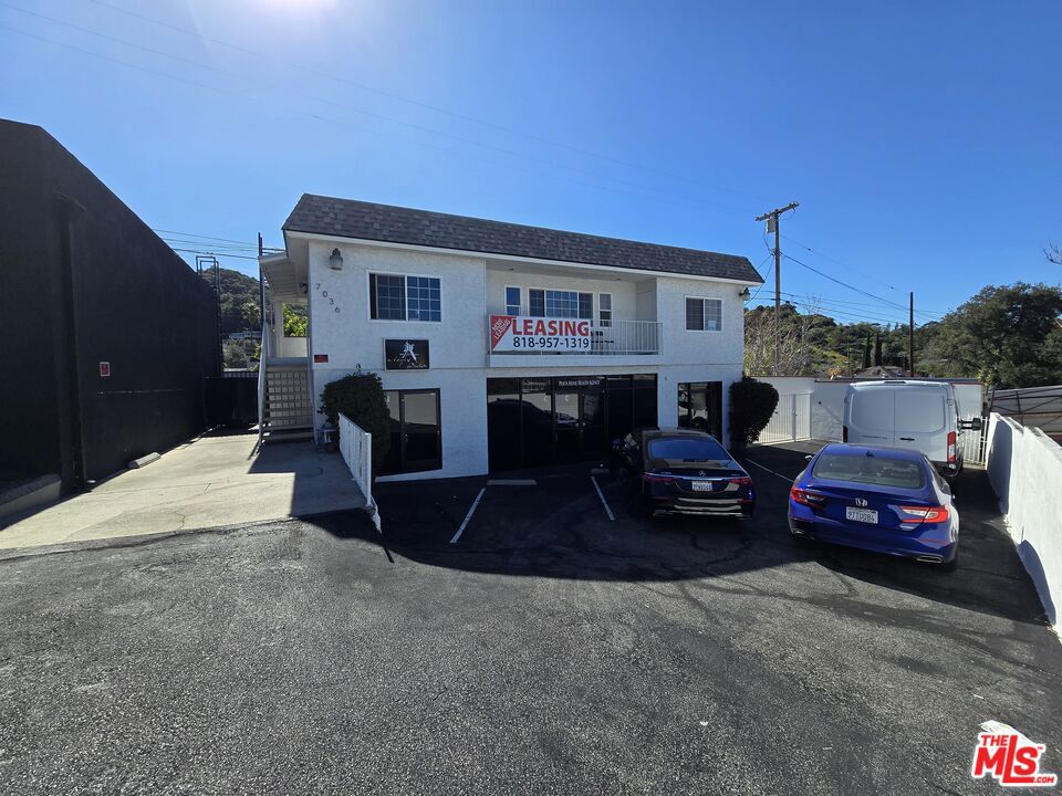7036 Foothill Boulevard C