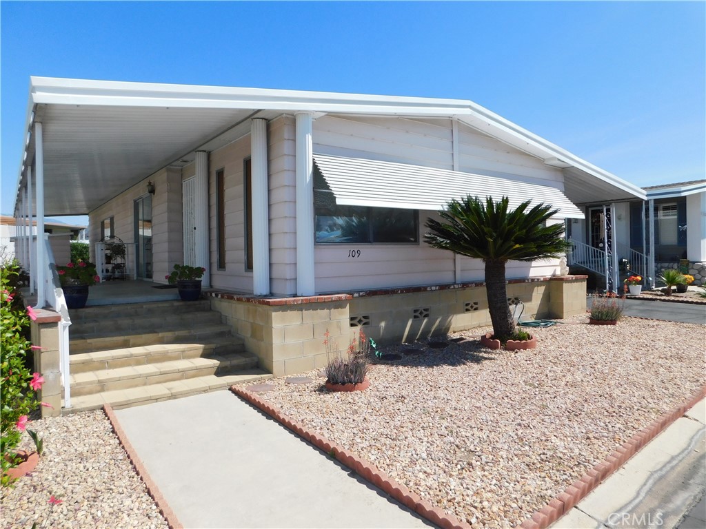 1251 E Lugonia Avenue 109