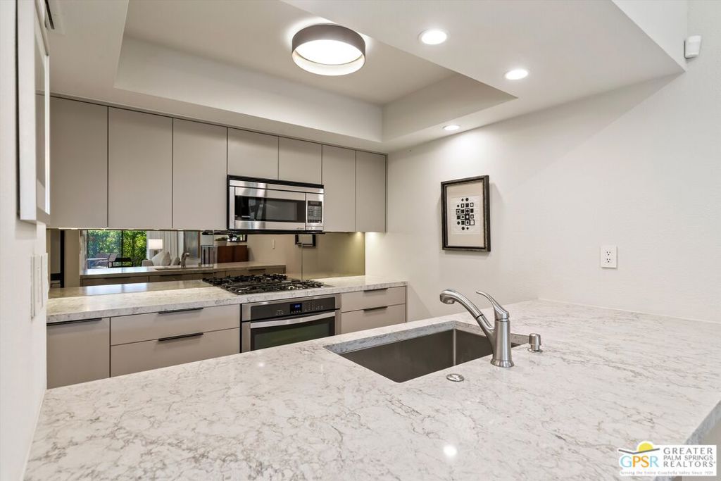 200 E Racquet Club Road 8