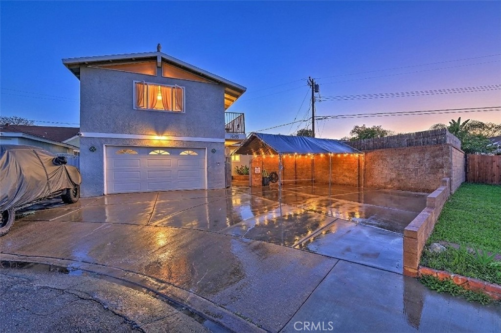 8297 E Carburton